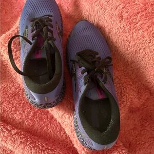 Brooks Women's Sneakers - Purple and Black